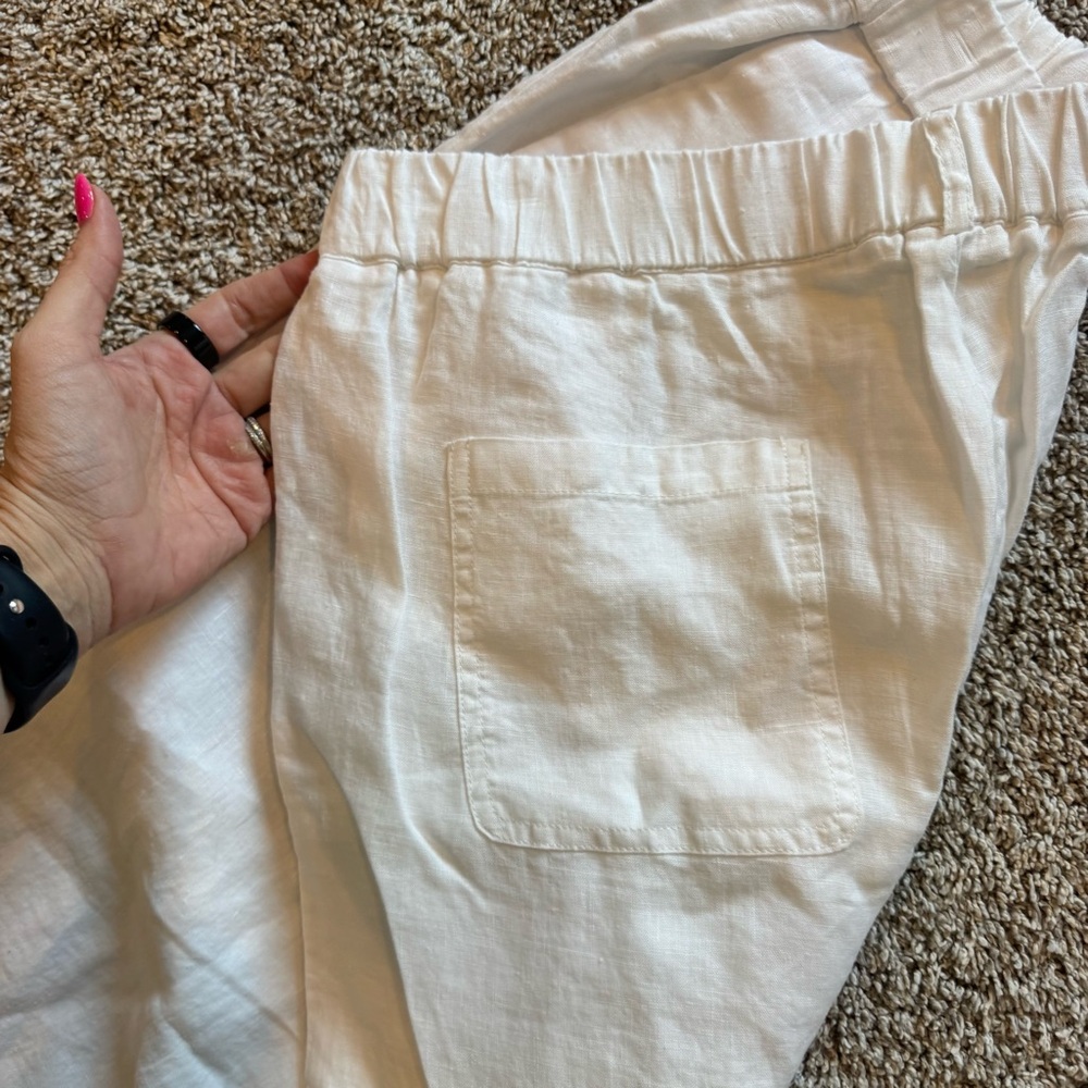 Quince White Cropped Linen-Blend Relaxed Pants - Picture 5 of 5